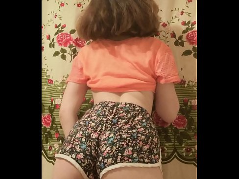 ❤️ Seksi enom bayek stripping mati dheweke kathok cendhak ing kamera ❤️❌ Saru ayu ing pornojv.hentai-ita.ru ❤
