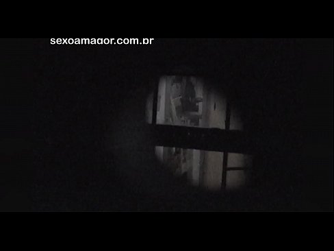 ❤️ Blondie bakal diam-diam videotaped dening tetanggan voyeur umpetaken konco bricks kothong ❤️❌ Saru ayu ing pornojv.hentai-ita.ru ❤